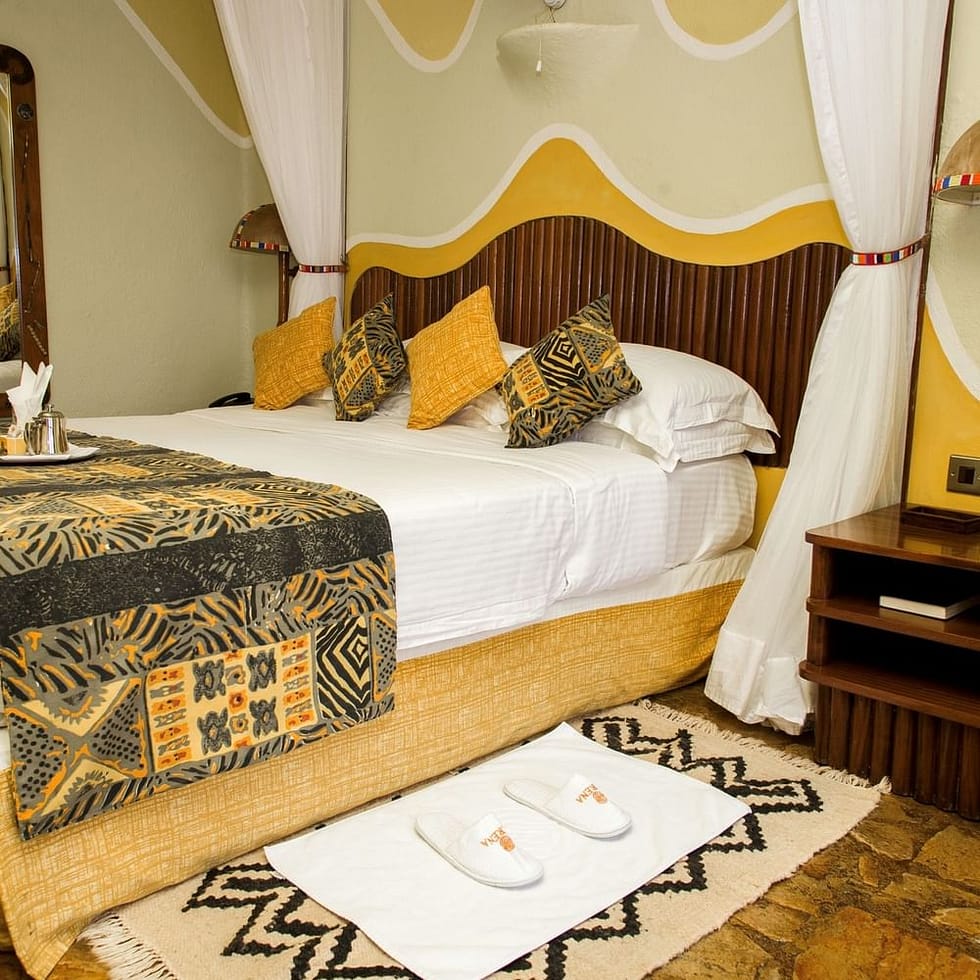 Mara Serena Safari Lodge with mara triangle safaris 3
