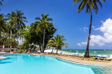 Why Choosing the Right Luxury Safari Lodges in Kenya and Tanzania Matters